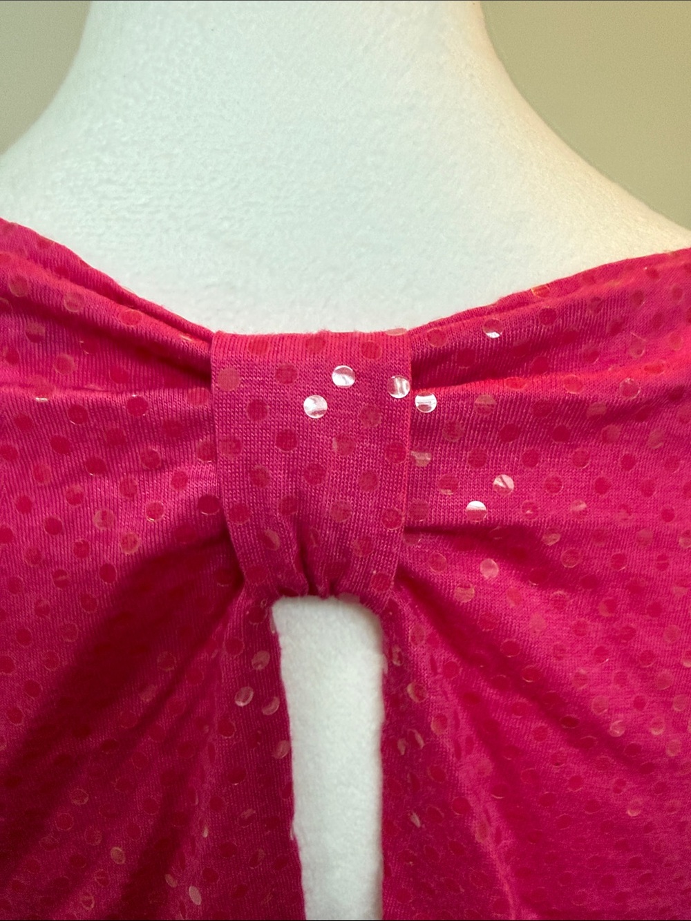 Express Women's Hot Pink Sequin Drape Neck Short Sleeve Top - Picture 7 of 9